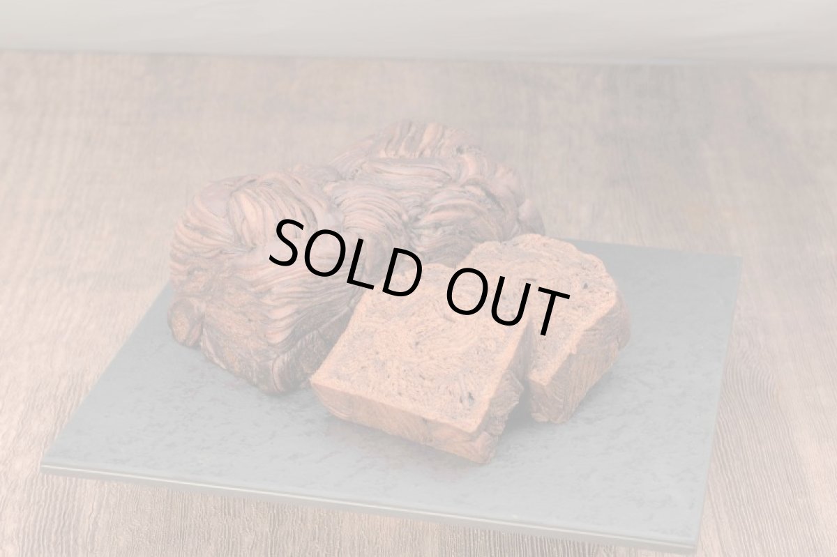 画像1: ジャンボシュークリーム「キャベツ畑」＆「デニッシュ食パン（贅沢ショコラ）」セット【道内送料込み】 (1)