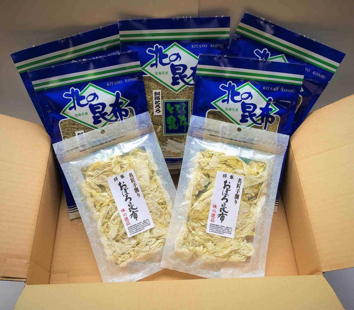 画像1: 【道内送料込み】　とろろ昆布 70g×5袋 & おぼろ昆布 20g×2袋 詰合せ (1)