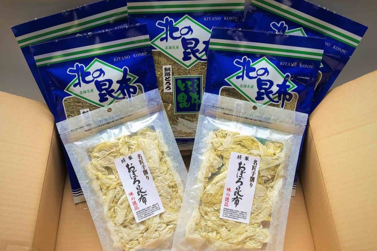画像1: 【道内送料込み】　とろろ昆布 70g×5袋 & おぼろ昆布 20g×2袋 詰合せ (1)